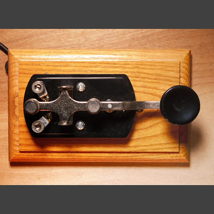 2016_cw_straight_key